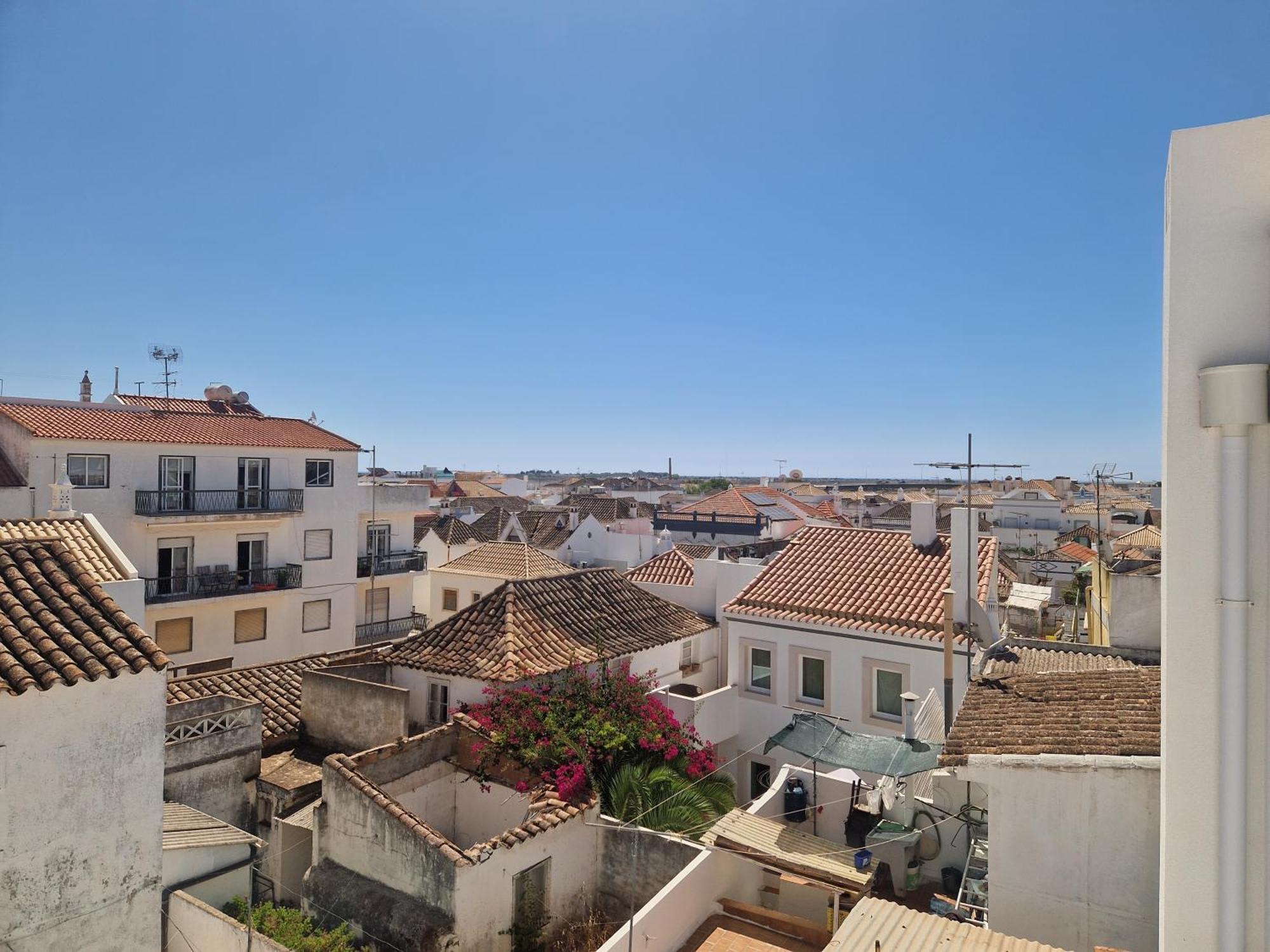 House With Private Roof Terrace In Centre Holiday home *